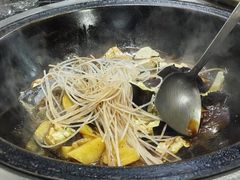 -边江铁锅炖鱼(振八街店)