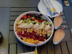 主厨推荐沙拉-Ambra Haus琥珀屋精酿餐厅(宝山店)