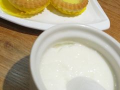 蛋挞&姜汁撞奶-广东小美食(果戈里大街店)