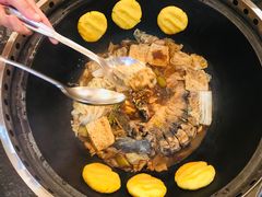 贴饼子-荣德灶台鱼(圣泉寺店)