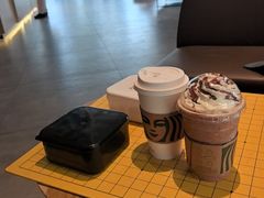 -星巴克臻选(九龙路万科广场店)