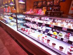 -巴黎贝甜(大宁国际商业广场店)