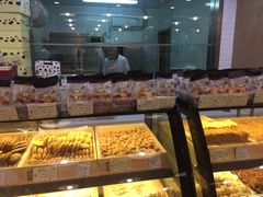 -光明牛奶棚(南泉店)