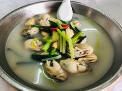 胡椒浸生蚝-台山第一家兴华黄鳝饭·黄鳝婆(彭沙坑总店)
