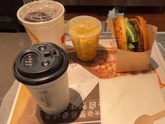 -麦当劳(莘松路芭比伦DT店)