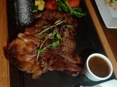 -MOMENT湖景餐厅(解放路店)