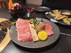 -山川小町·极番烧肉(新地假日广场店)