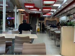 -来必堡(娄山关路店)