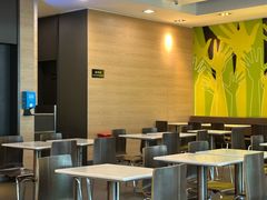 -麦当劳(桃仙机场到达层店)