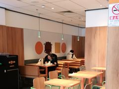 -麦当劳(玉桥中路店)