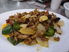 -YI PIN JU 一品居中餐厅 中国超市