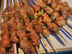 燥次招牌筋神牛肉串-燥次·烧烤酒场(万象城店)