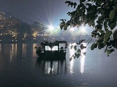 -星湖旅游景区七星岩