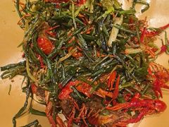 -肥肥虾庄·金牌油焖大虾(杨园滨江时代walk店)