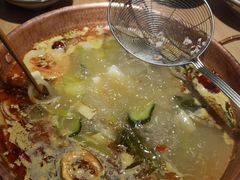 -洱火云南酸菜牛肉火锅(石景山当代商城店)