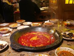 -舒家大院重庆老火锅(纪念塔店)