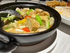 海鲜豆腐煲-香樟花园新粤料理(无锡万象城店)