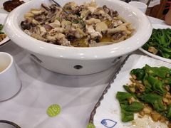 -围龙屋客家食府(福田店)