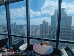 -上海龙之梦万丽酒店