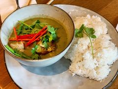 泰式绿咖喱鸡肉饭-Wagas(凤凰汇店)