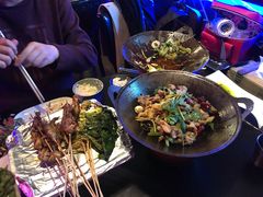 -西街夜油条·麻团包乌饭