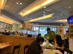 大堂-潮庭港式茶餐厅·熊仔奶茶(同济广场店)