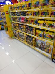 -玩具反斗城(正大广场店)