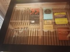 -哈瓦那雪茄酒廊超市(武汉天地分店)