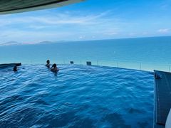 -海棠湾仁恒皇冠度假酒店-270°海景餐厅