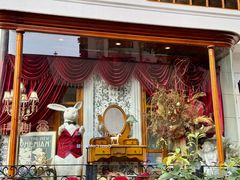-秘密旅行Bonjour(黑金冠 江南西店)