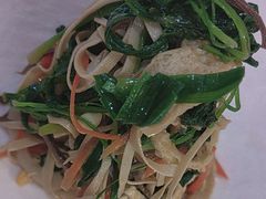 -香山湖渔家大院