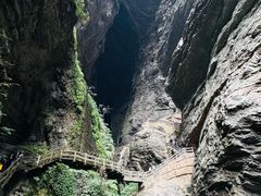 -龙水峡地缝景区