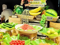 -涨巢·潮玩水疗局