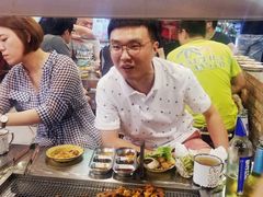 -马路牙子烧烤音乐酒馆(望京店)
