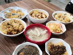 -继红顺河抄手名小吃