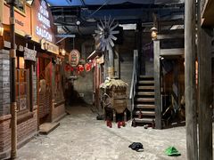 -暴风岛沉浸式体验馆(百联世纪店)