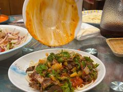 -乡村馕坑肉·烧烤·新疆菜·本地人更爱吃(阿勒泰首店)