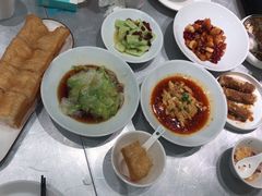 -姚姚酸菜鱼·金戈戈香港豉油鸡(喜荟城联名店)
