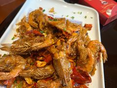 -魏铭鱼头捞饭(晋阳路店)