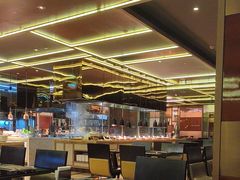 -大中华希尔顿酒店-念自助餐·嗨啤·小龙虾