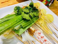 -袁记串串香(泉水轻轨站店)