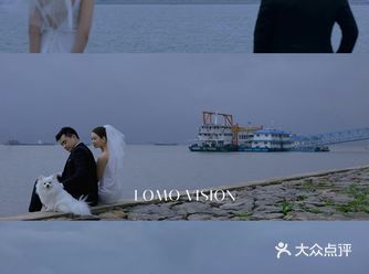 阴天下拍的电影感婚纱照雾霾蓝太高级了