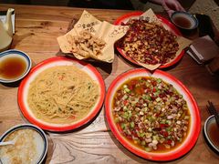 -泥糊破店小酒馆·团建聚餐(南京西路店)