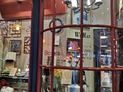-西西弗书店&矢量咖啡(壹方购物中心店)