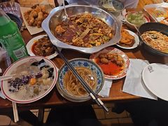 -爆炸头阿姨小四川正宗川味小吃(无任何分店)