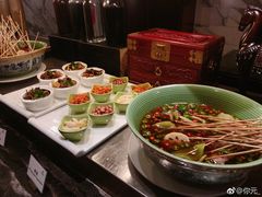 -岷山饭店-芝芝自助餐厅