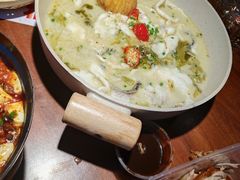 -川流不息·地道川菜·小龙虾(新松江路店)