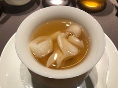 鸡汤氽海蚌-遇外滩(BFC外滩金融中心店)