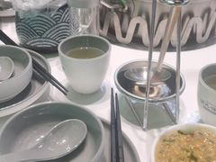 -洪氏嗨捞·广东猪肚鸡·椰子鸡火锅(西咸万象城店)