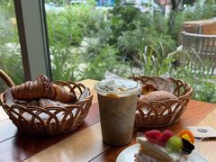 -麦田工坊(月湖店)